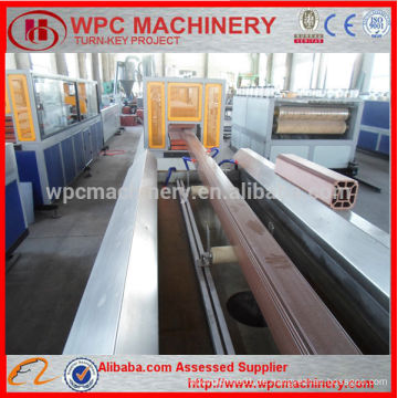 Hochwertige Holz Kunststoff Composite Extrudiermaschine / WPC Extrusion Linie